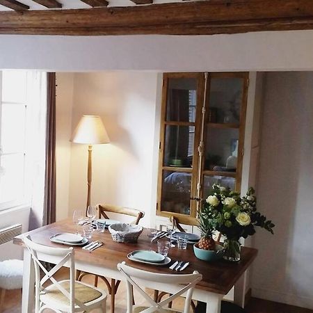 Une Pause Chez Julien, appartement lumineux et idéalement situé! Honfleur Esterno foto