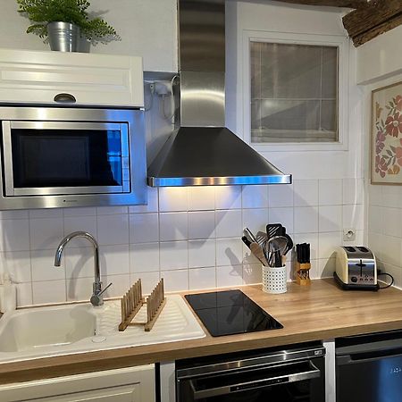 Une Pause Chez Julien, appartement lumineux et idéalement situé! Honfleur Esterno foto